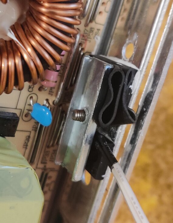 Installation of the thermistor onto the output diodes